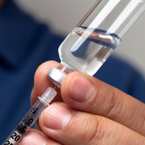 Reutilização de agulhas X diabetes: informe os perigos aos clientes